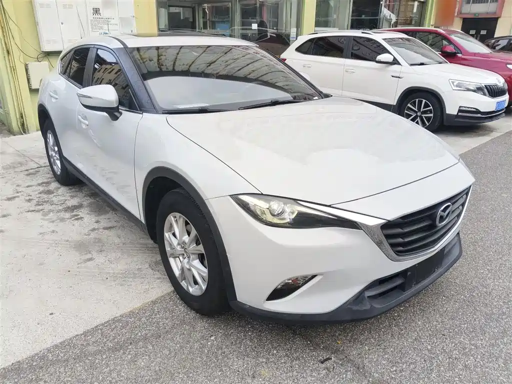 Mazda CX-4 马自达CX-4 2018款 2.0 L 自动两驱蓝天活力版 国VI