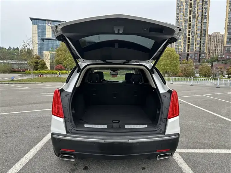 Cadillac XT5 Anniversary Celebration 28 T 4 WD Luxury