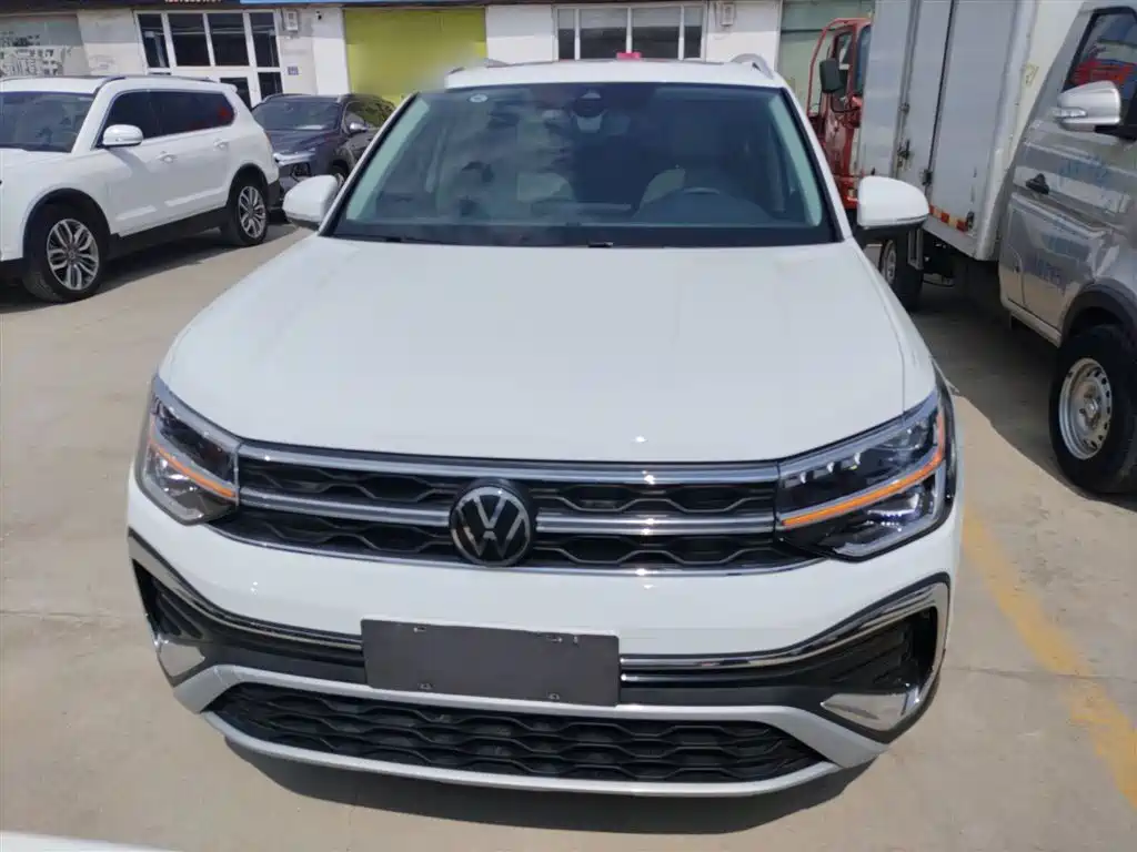 Tharu 300 TSI 2 WD Full Moon