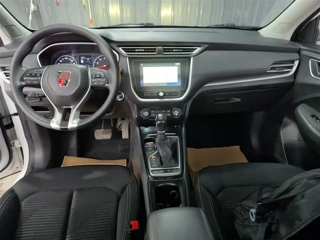 Roewe RX3 1.6 L CVT 4 G Connected Super Cool Elite