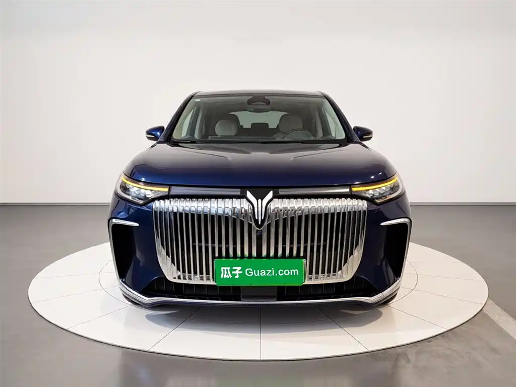 Voyah Dreamer PHEV 4 WD Flagship Kunpeng