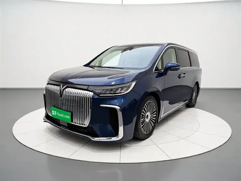 Voyah Dreamer PHEV 4 WD Flagship Kunpeng