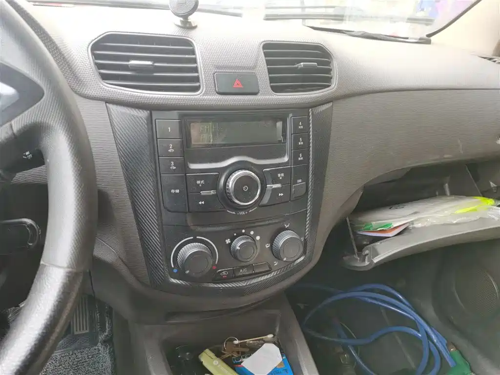 Wuling Hongguang 1.2 L S Basic CN-V