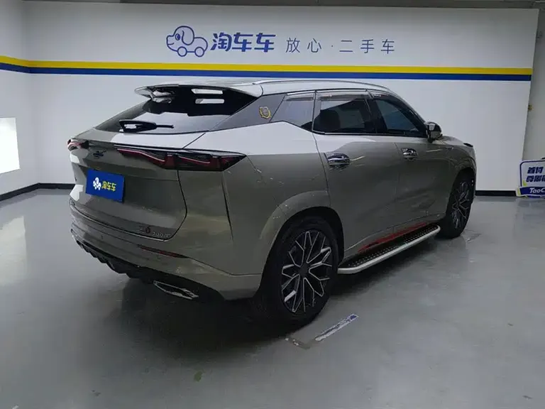 Changan Oshan Z6 Blue Whale 1.5 T DCT Smart Supreme