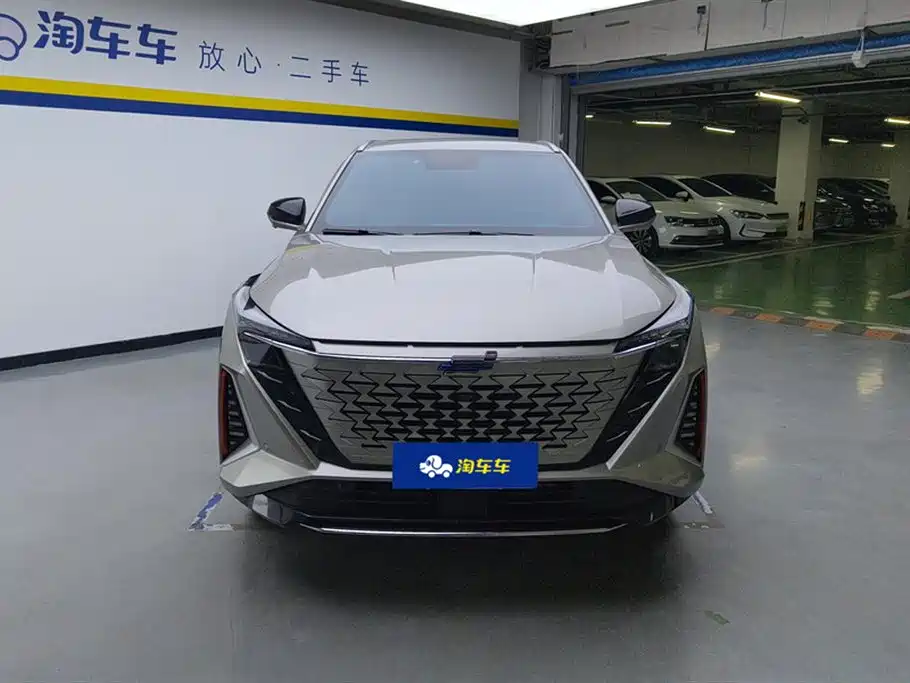 Changan Oshan Z6 Blue Whale 1.5 T DCT Smart Supreme
