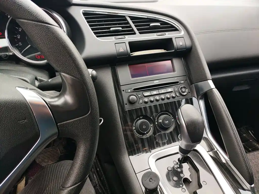 Peugeot 3008 2.0 L Auto Classic