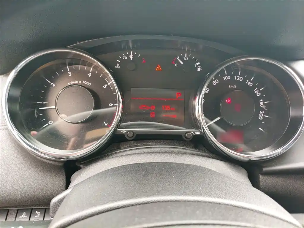 Peugeot 3008 2.0 L Auto Classic