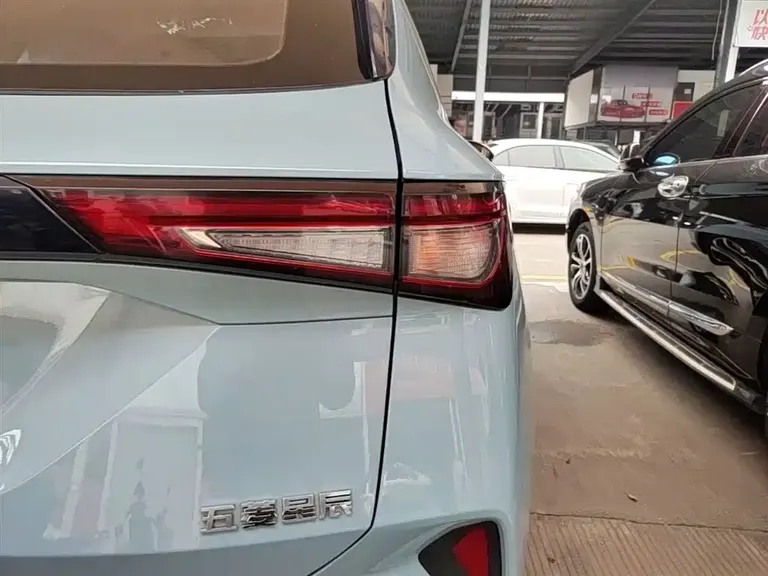 Wuling Xingchen 1.5 T CVT Star Shine