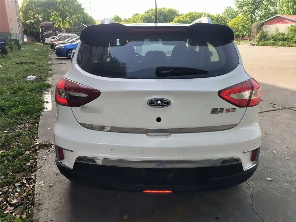 Refine S2 瑞风S2 2017款 1.5 L 手动豪华智能型
