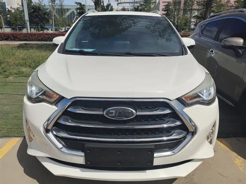 Refine S3 1.5 L Manual Luxury Smart