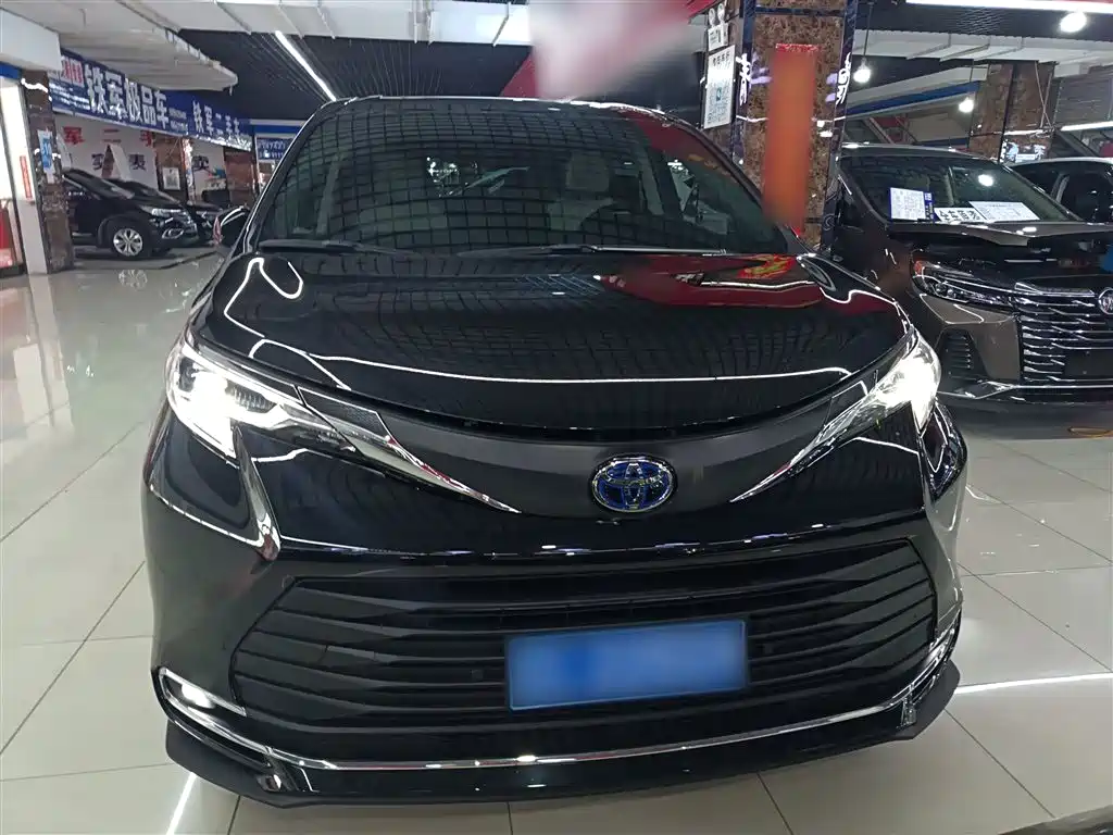 Sienna 2.5 L Hybrid Comfort