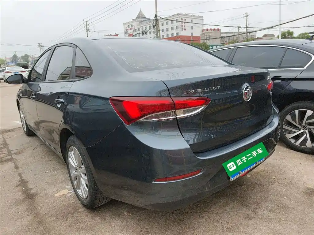 Excelle GT Facelift Exemplary 1.5 L Auto Elite