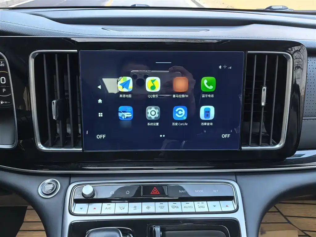 GAC Trumpchi M8 Leading Show Series 390 T Distinguished