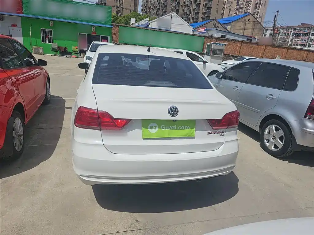 Santana 1.6 L Manual Style