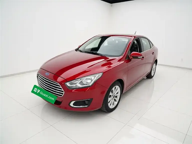 Ford Escort 1.5 L Auto Fashion