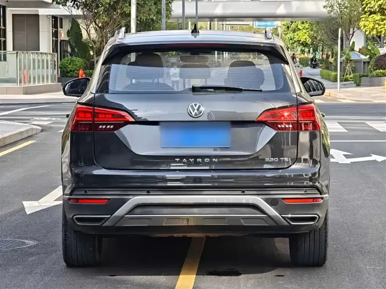 Volkswagen Tayron 330 TSI 2 WD Luxury Connected