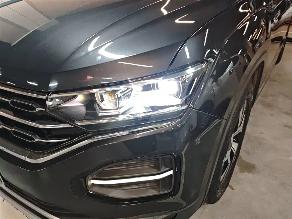 Tayron 330 TSI 2 WD Luxury Connected