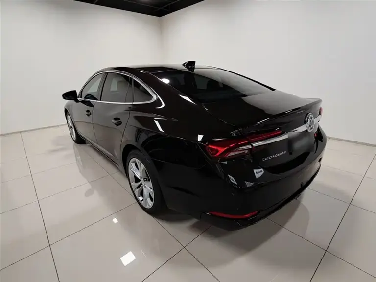 Buick LaCrosse Avenir Avenir Early Enjoyment