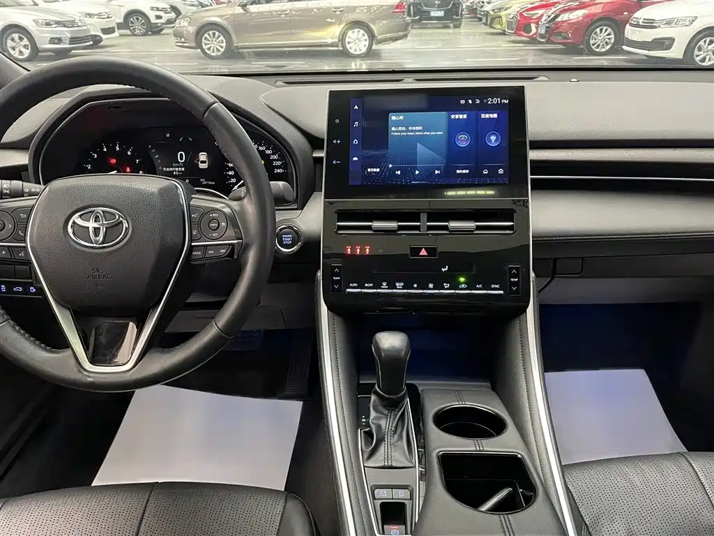 Avalon 2.0 L Luxury