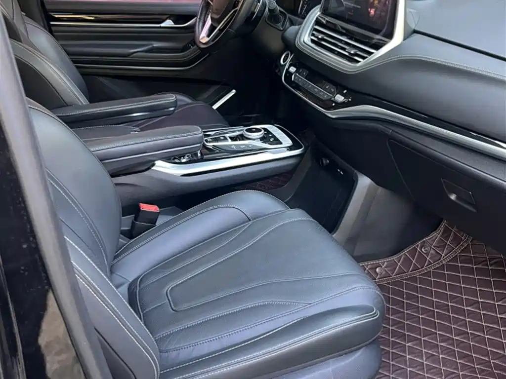 Maxus G20 大通G20 2019款 首发款 2.0 T 自动智尊版 国V