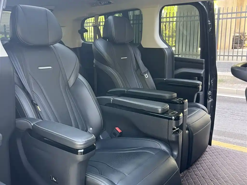 Maxus G20 大通G20 2019款 首发款 2.0 T 自动智尊版 国V
