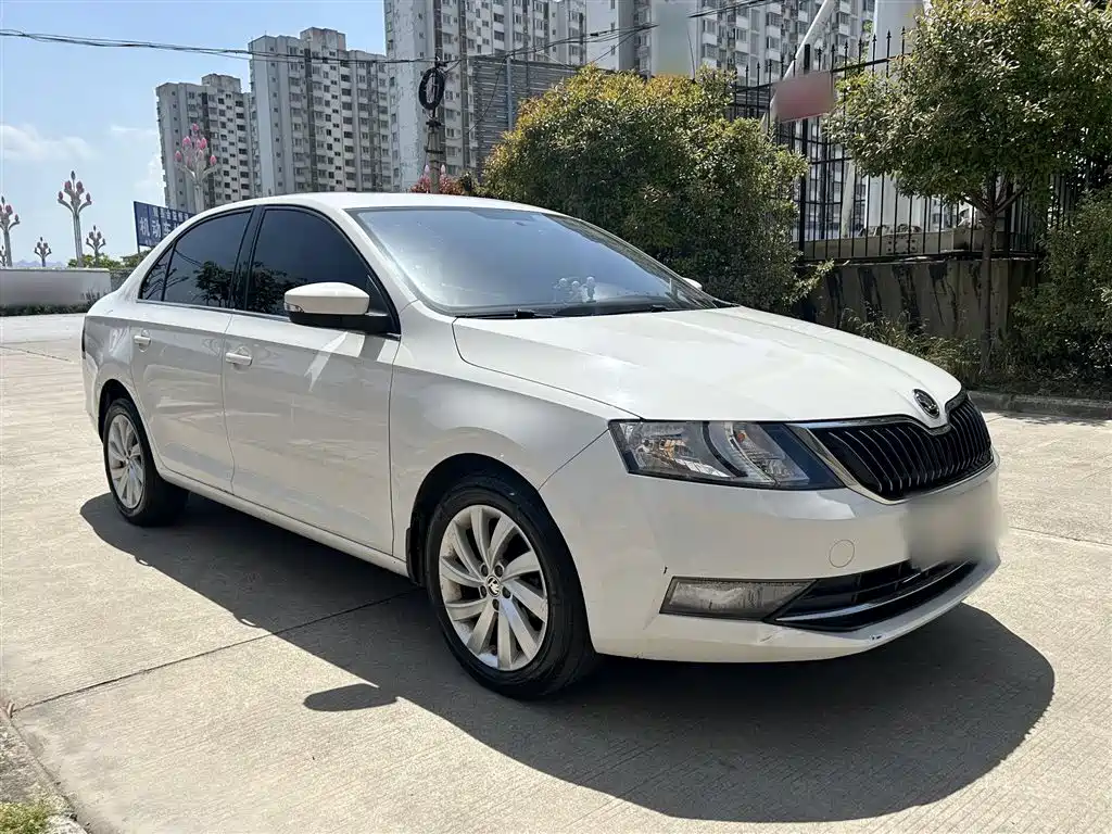 Rapid 1.5 L Auto Comfort CN-VI