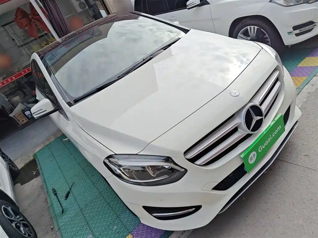 Mercedes-Benz B-Class 奔驰B级 2016款 B 200 臻藏版