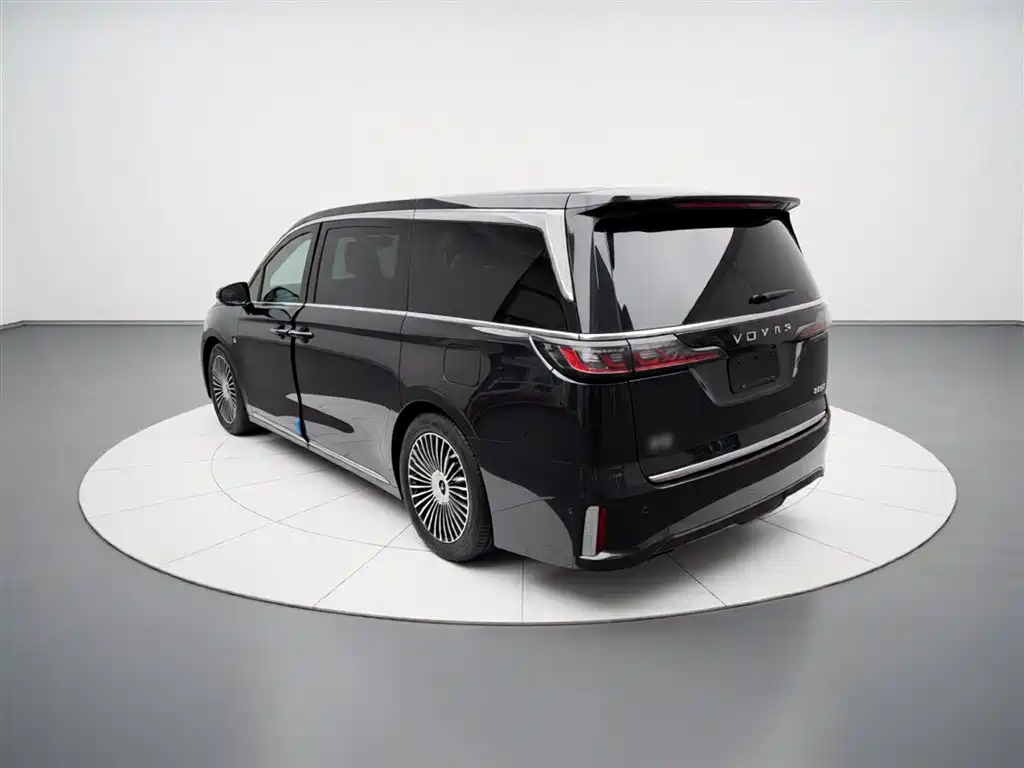 Voyah Dreamer PHEV 4 WD Flagship Kunpeng