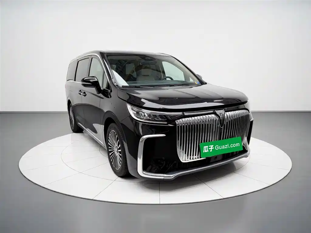 Voyah Dreamer PHEV 4 WD Flagship Kunpeng