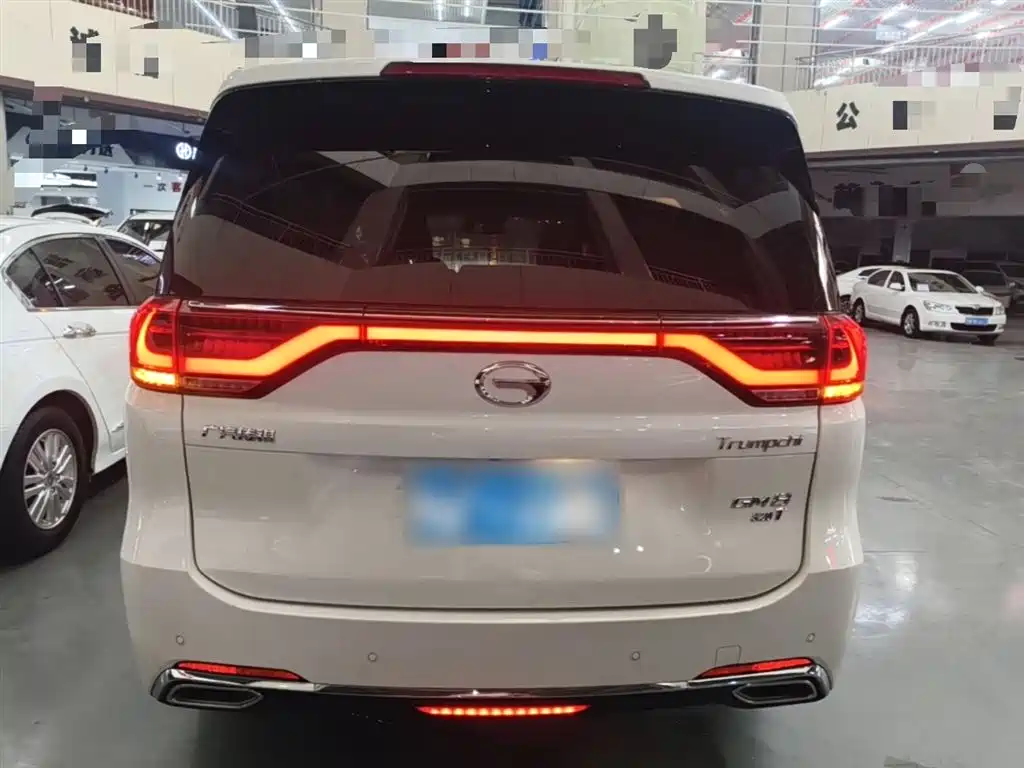 GAC Trumpchi M8 320 T Flagship