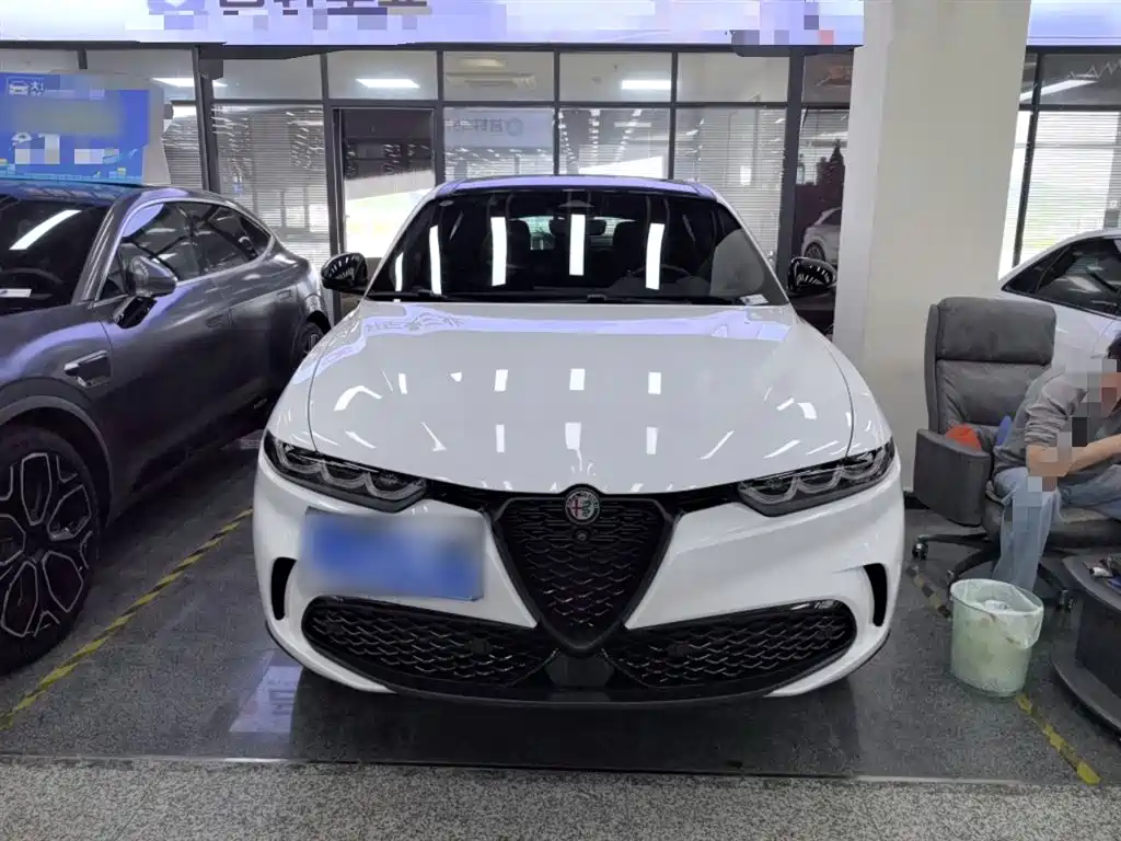 Tonale 2.0 T 268 HP AWD Veloce Track