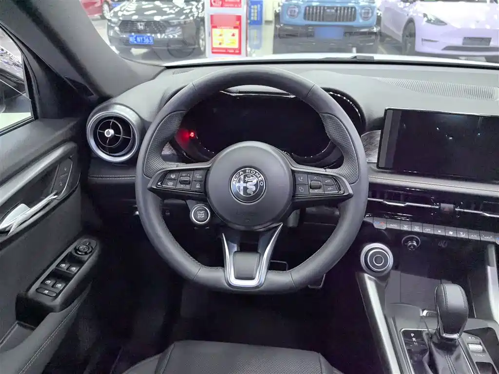 Tonale 2.0 T 268 HP AWD Veloce Track