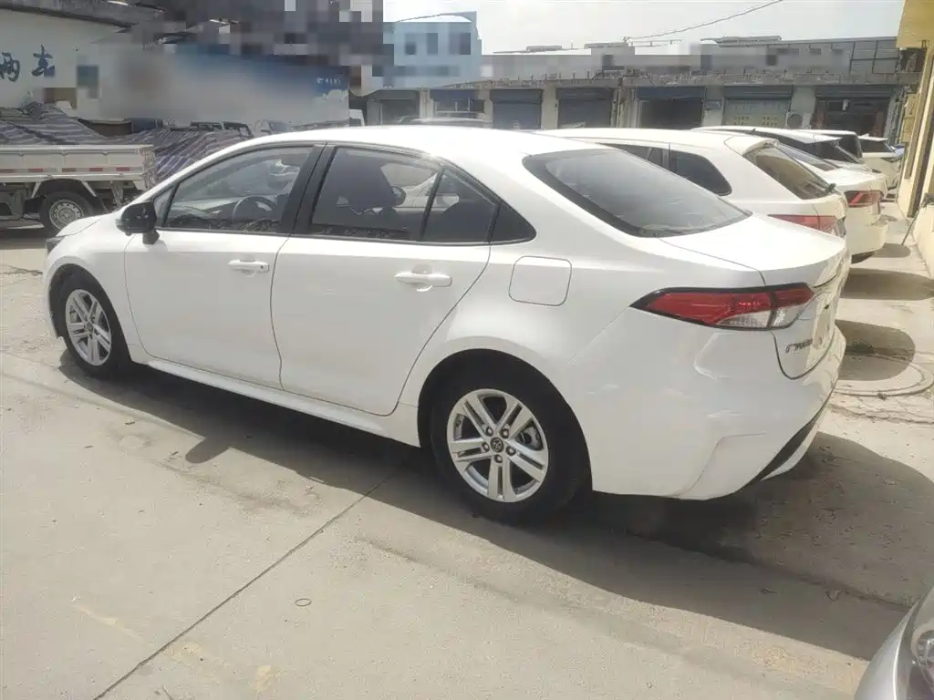 Levin Facelift TNGA 1.5 L CVT Progressive