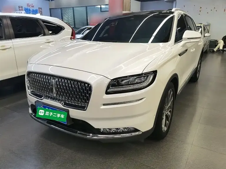 Lincoln Nautilus 2.0 T 4 WD Graceful