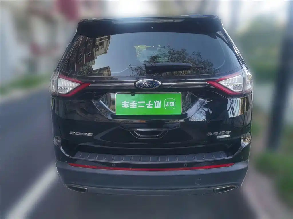 Edge EcoBoost 245 2 WD Elite Sharp 5-seat CN-V