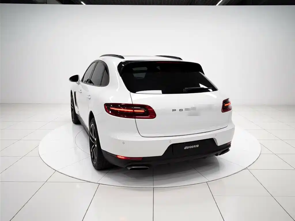 Macan Macan 2.0 T