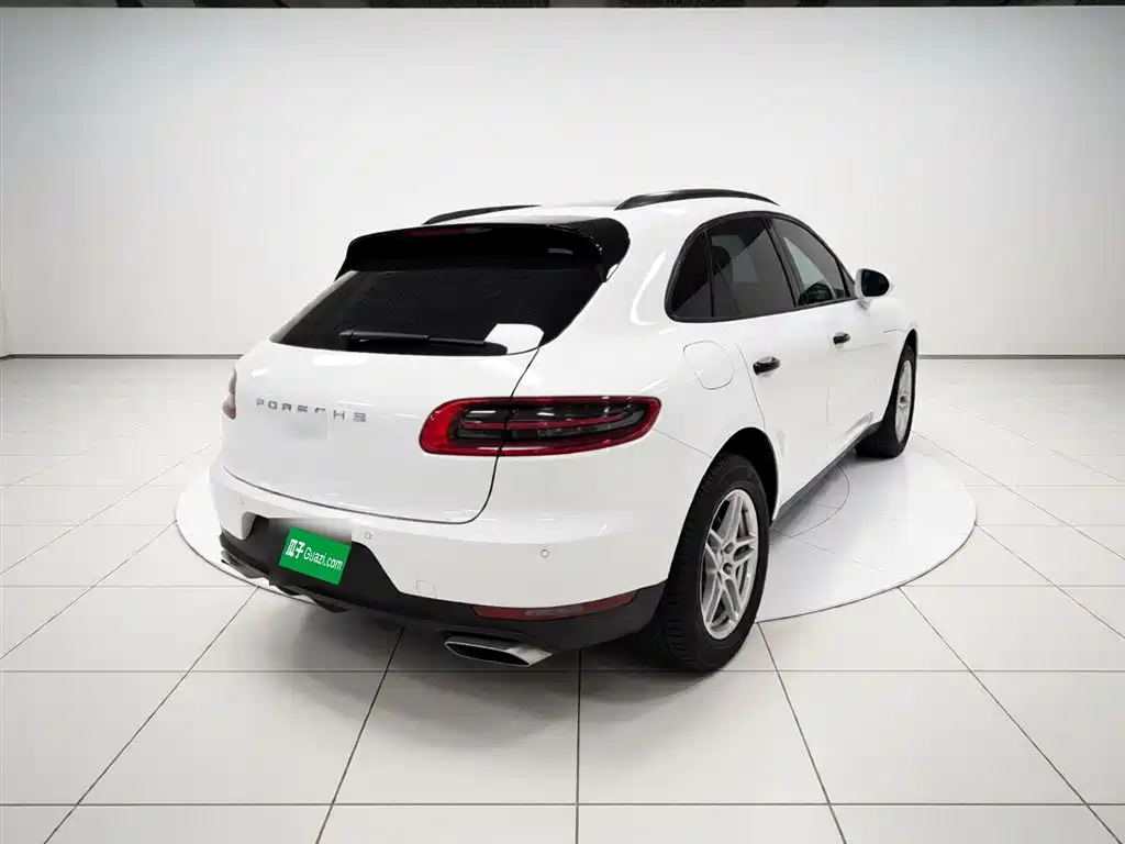 Macan Macan 2.0 T