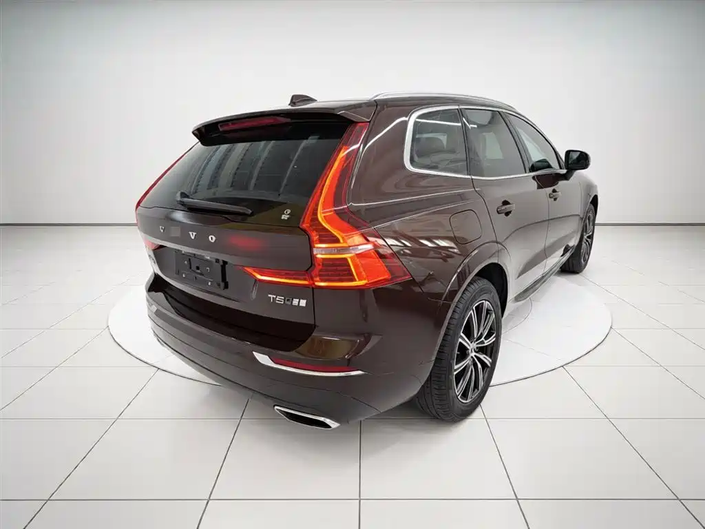 Volvo XC60 T5 4 WD Smart Grace Luxury