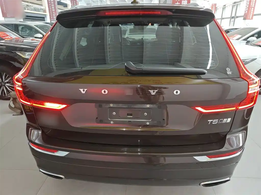 Volvo XC60 T5 4 WD Smart Grace Luxury