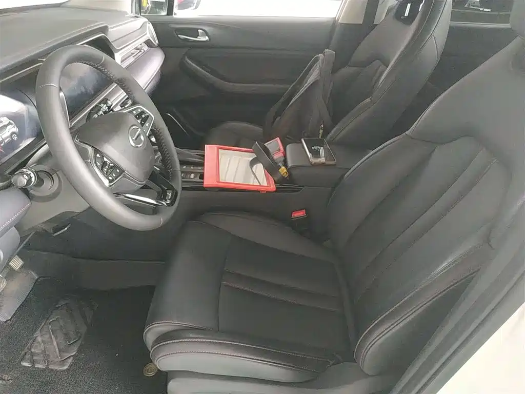 GAC Trumpchi GS4 270 T Auto Connected Tech