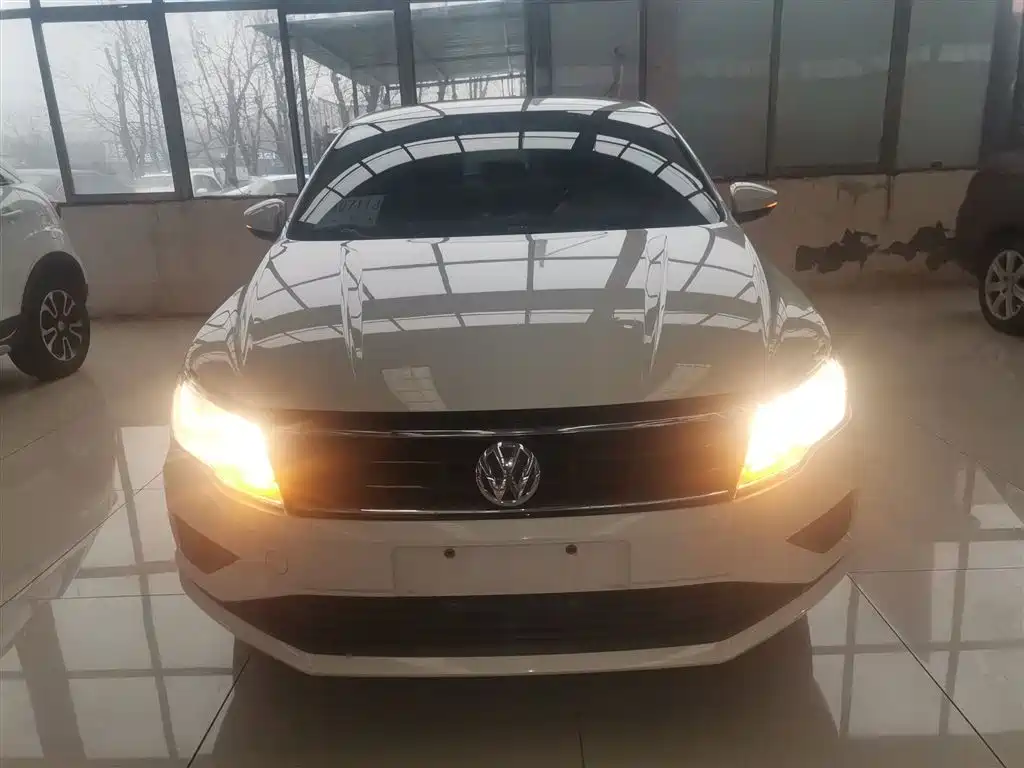 Jetta 1.5 L Manual Fashion