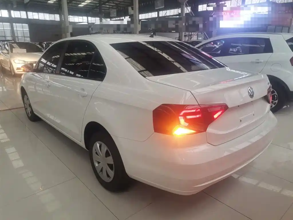 Jetta 1.5 L Manual Fashion