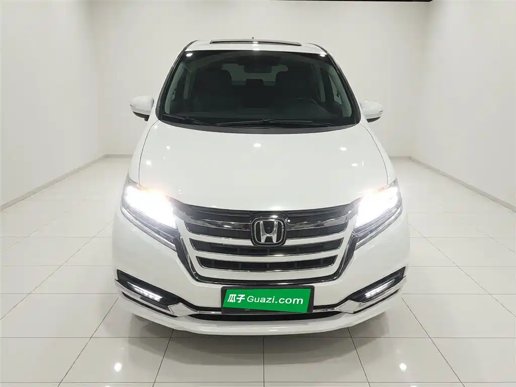 Elysion 2.0 L Hybrid Luxury