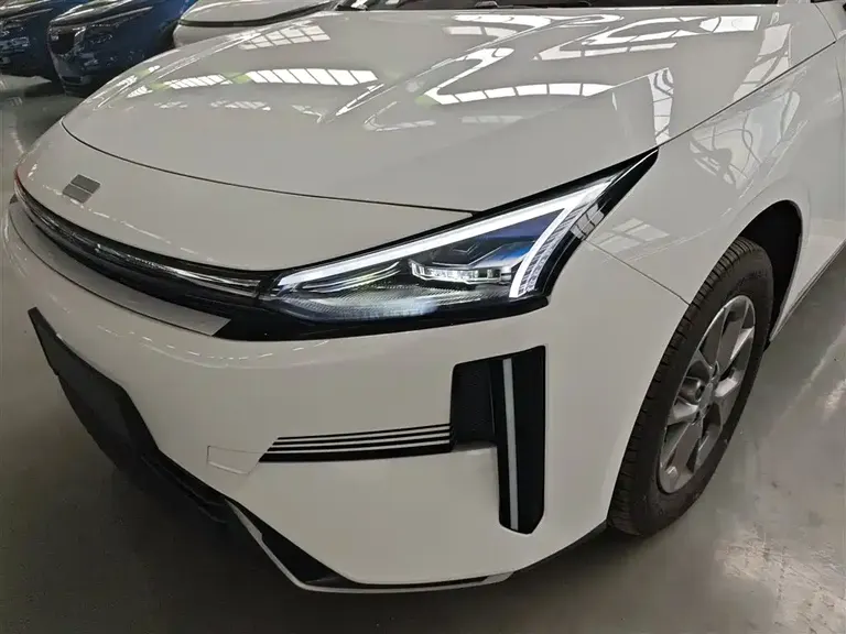 Geely Galaxy L6 EM-i 60 km Explorer