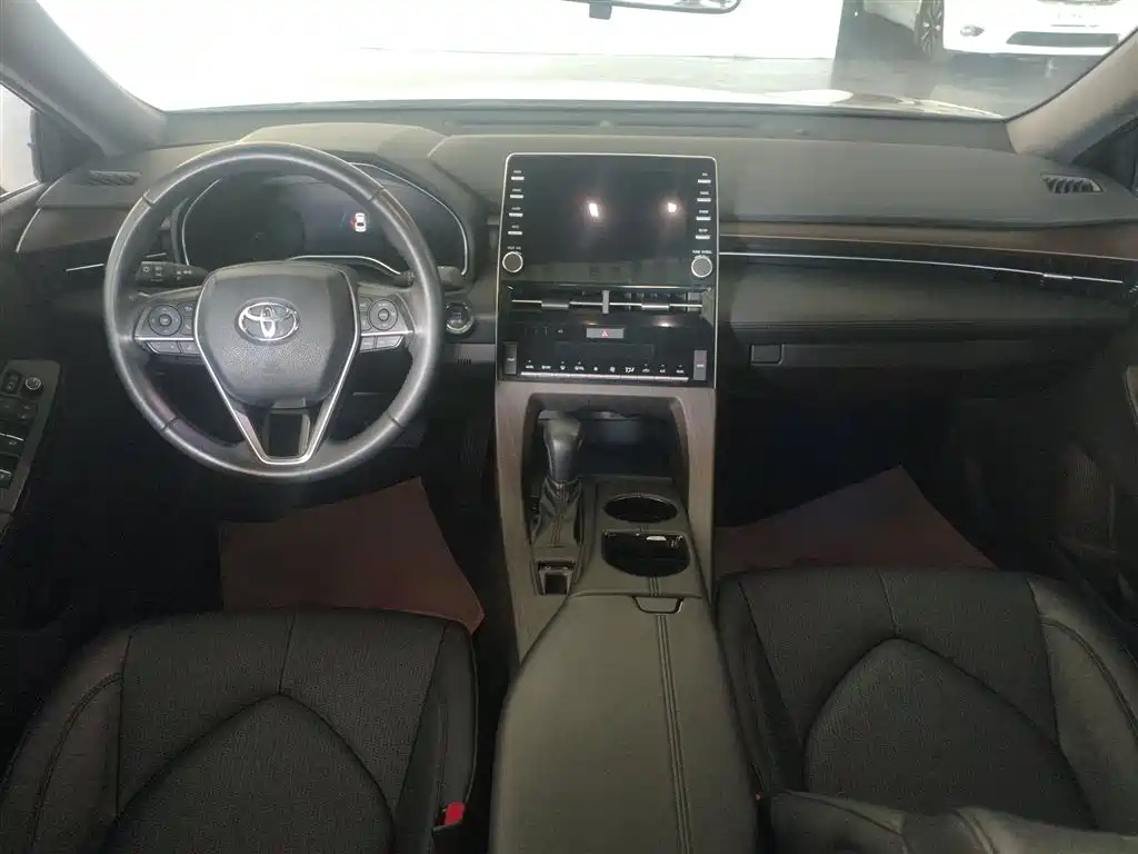 Avalon 2.0 L Luxury CN-VI