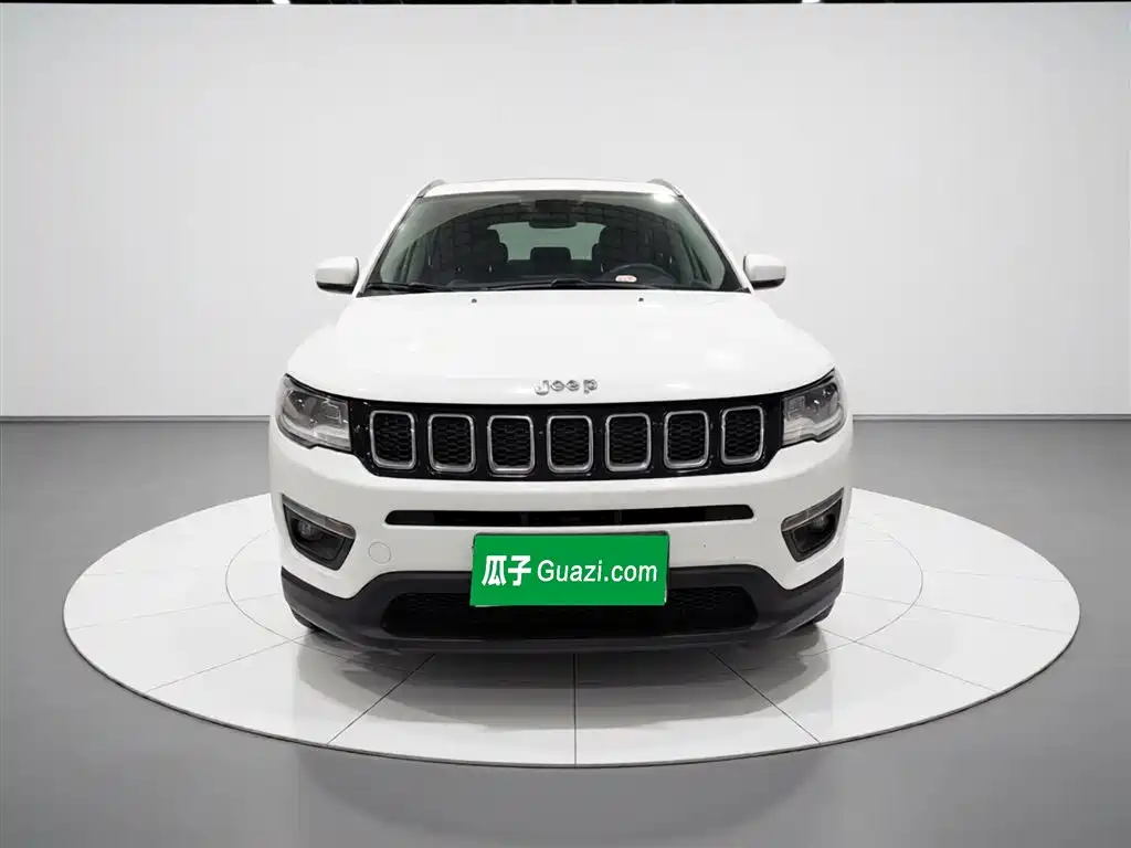 Compass 200 T Auto Home Enjoyment