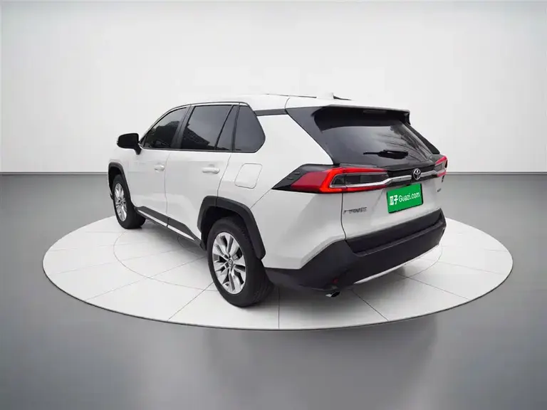 Toyota Wildlander 2.0 L CVT 2 WD Luxury