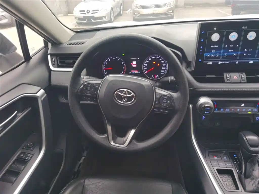 Wildlander 2.0 L CVT 2 WD Luxury