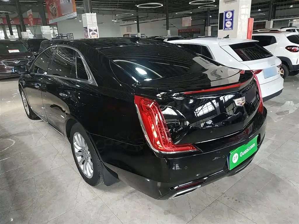Cadillac XTS 28 T Tech