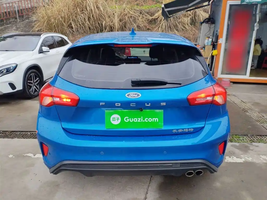 Focus 福克斯 2020款 两厢 1.5 L 自动锋跃型